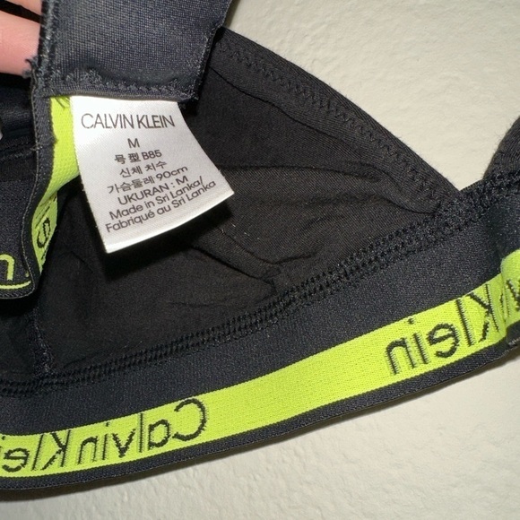 Calvin Klein black neon green bralette triangle bra M NWOT adjustable back bra - Picture 4 of 5